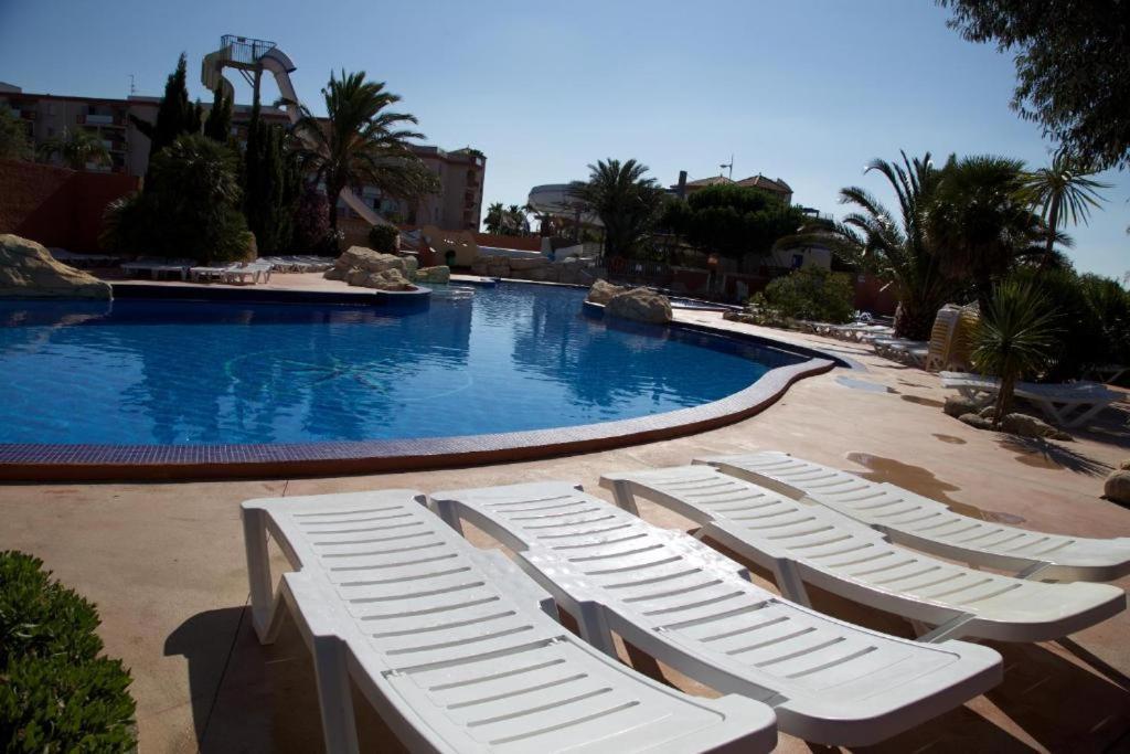 Coco - Camping Le Mar Estang Кане Екстериор снимка